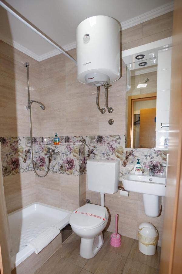 Guest House Mali Hotel Subotica Exterior foto